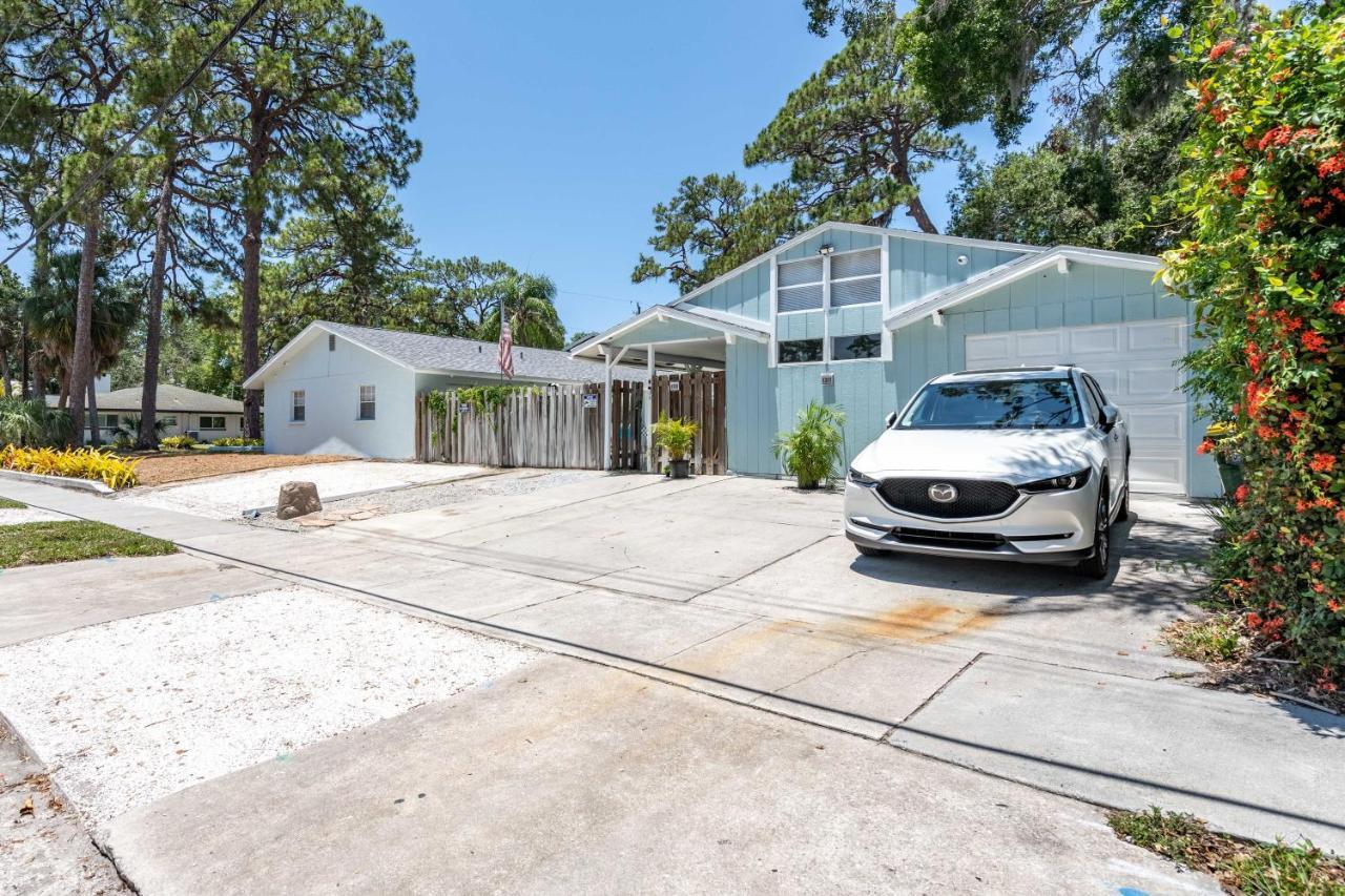 Apartment 2bed 1bath Minutes To Downtown, Beaches, Restaurants, Theaters And Sarasota